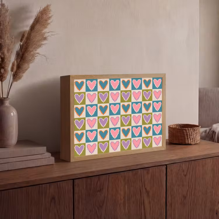 Retro - Kleuren - Patroon - Hartjes Light Box met batterij (Wandlamp) middel 907 -sfeer2