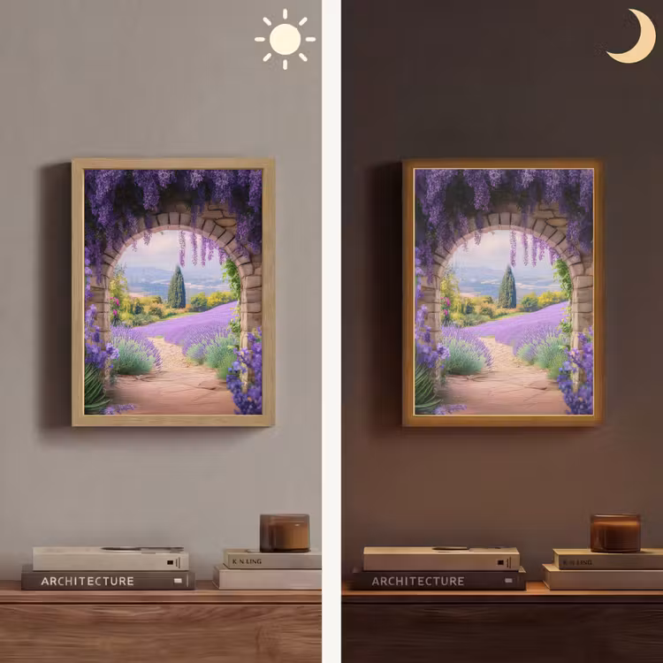 Doorkijk - Lavendel - Bloemen - Paars - Poort Light Box met batterij (Wandlamp) middel -sfeer3