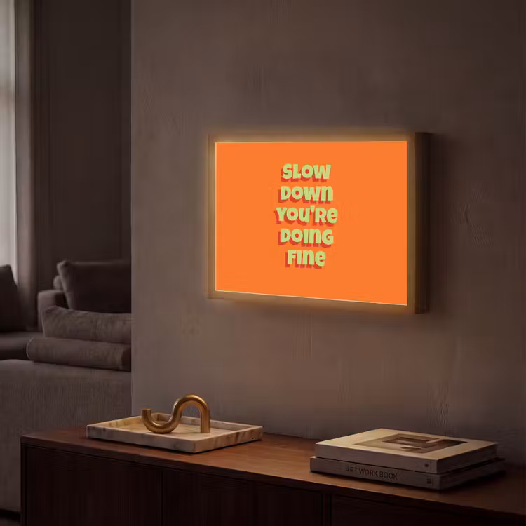 Slow down you're doing fine - Oranje - Simple Light Box met batterij (Wandlamp) middel -sfeer1