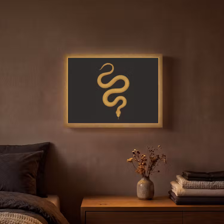 Slang - Minimalistisch - Goud Light Box met batterij (Wandlamp) middel -sfeer4