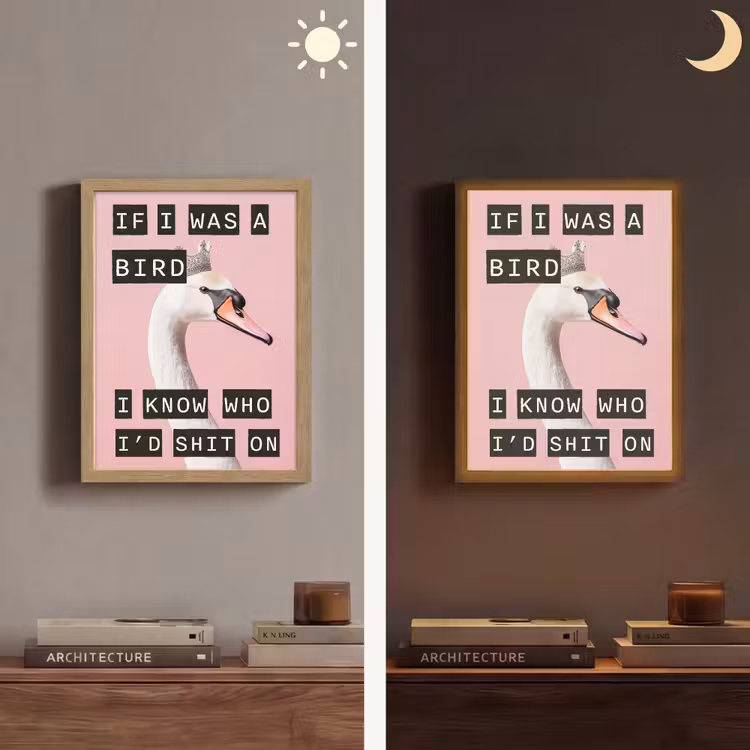 Zwaan - Vogel - Decoratie - Roze Light Box met batterij (Wandlamp) middel -sfeer3