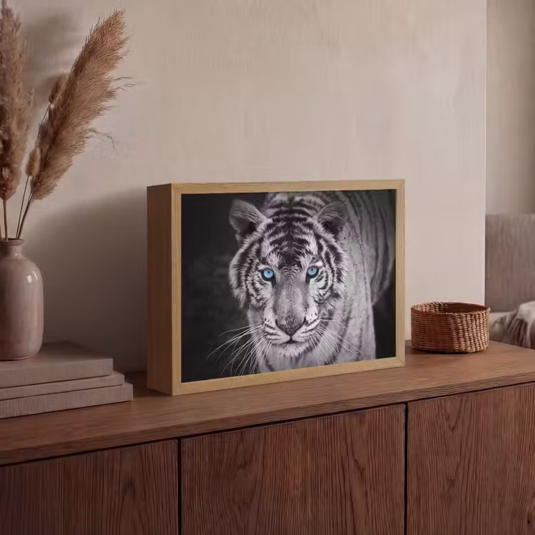Tijger - Dier - Zwart - Blauw - Modern Light Box met batterij (Wandlamp) middel -sfeer2
