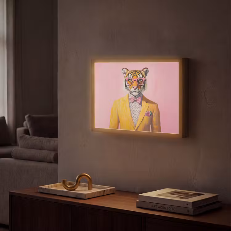 Tijger - Bril - Geel - Jasje Light Box met batterij (Wandlamp) middel -sfeer1