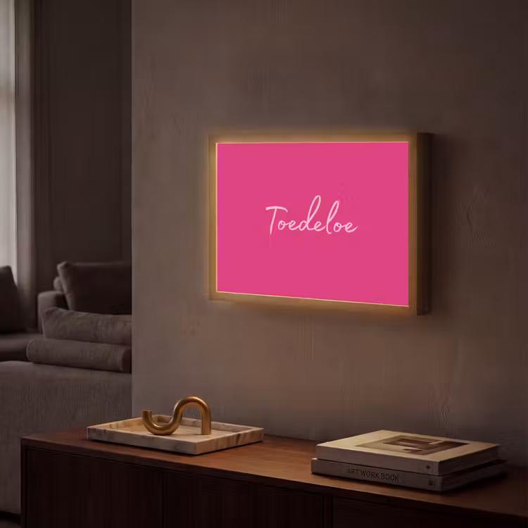 Toedeloe - Roze Light Box met batterij (Wandlamp) middel -sfeer1