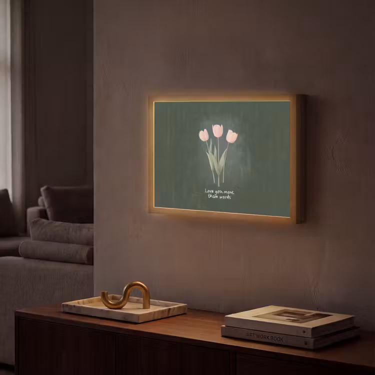 Tulpen - Roze - Tekst - Love Light Box met batterij (Wandlamp) middel -sfeer1