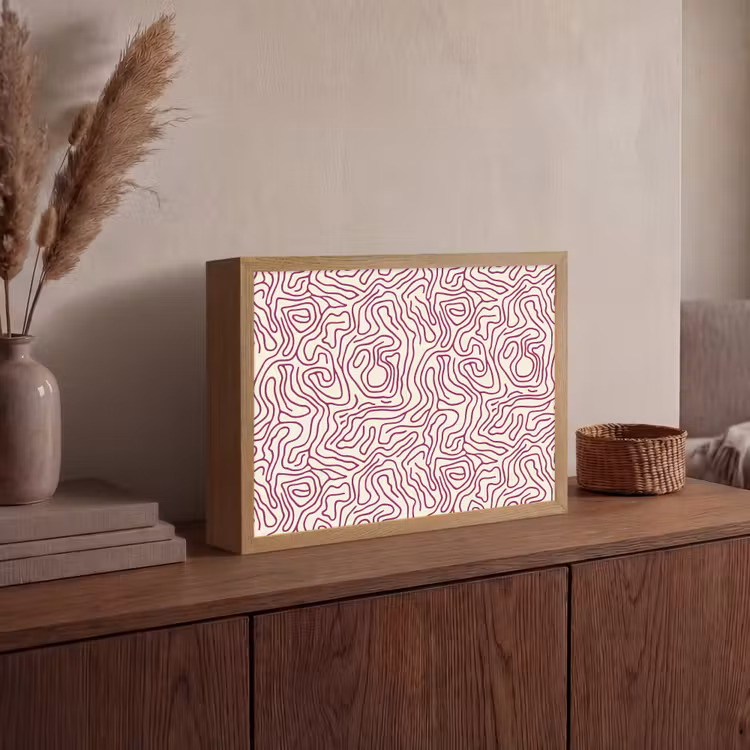 Kronkelende lijn - Magenta - Crème Light Box met batterij (Wandlamp) middel 907 -sfeer2