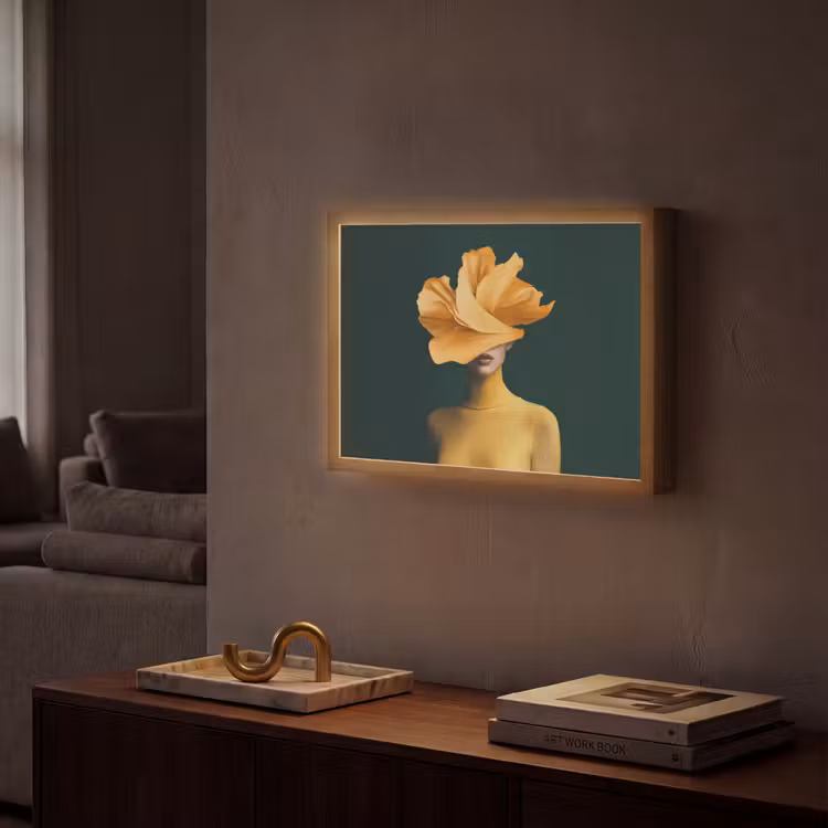 Vrouw - Hoed - Geel Light Box met batterij (Wandlamp) middel -sfeer1