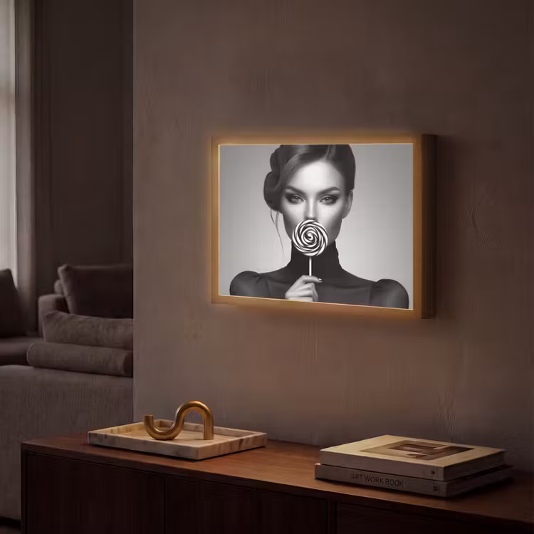 Vrouw - Lolly - Zwart Light Box met batterij (Wandlamp) middel -sfeer1