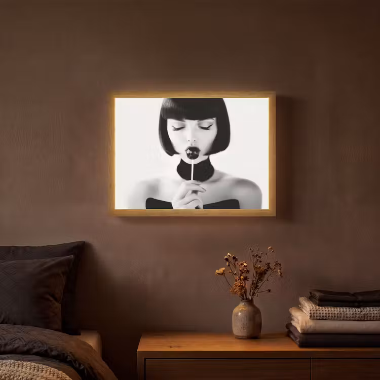 Vrouw - Lolly - Zwart - Wit Light Box met batterij (Wandlamp) middel -sfeer4