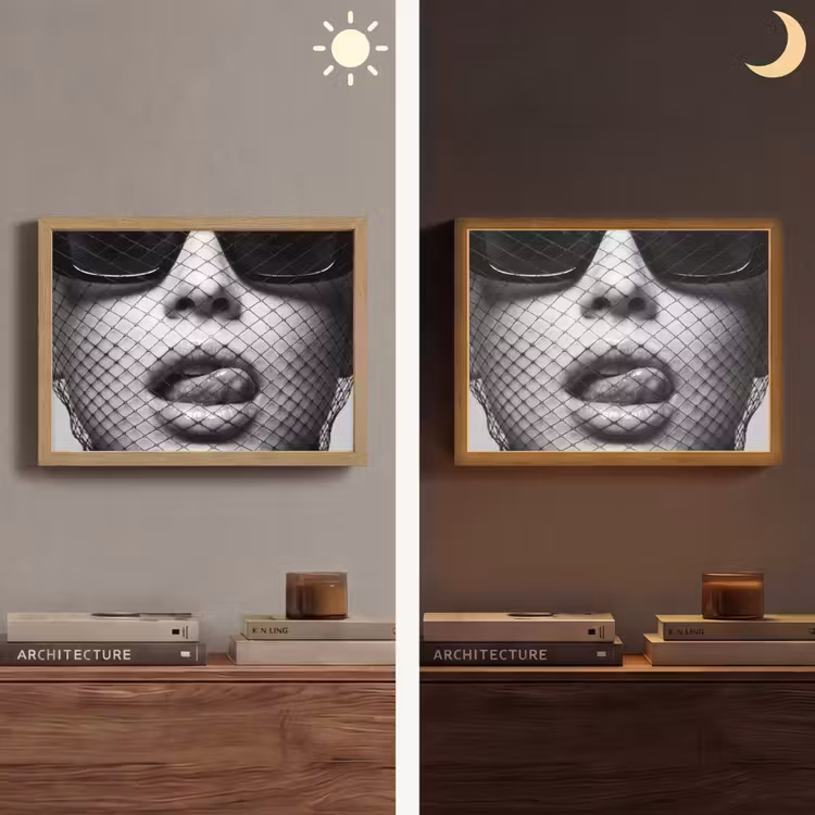 Vrouw - Net - Mysterieus - Zwart - Wit Light Box met batterij (Wandlamp) middel -sfeer3