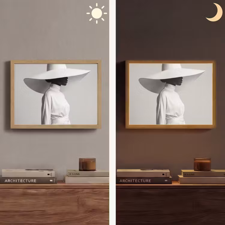 Vrouw - Profiel - Hoed - Zwart - Wit - Minimalistisch Light Box met batterij (Wandlamp) middel -sfeer3