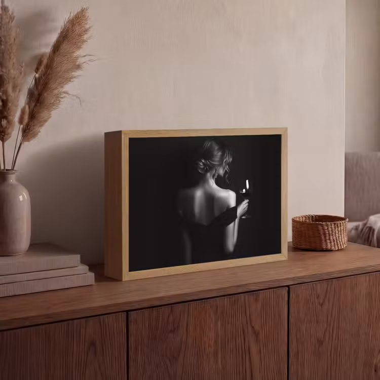 Vrouw - Wijn - Jurk Light Box met batterij (Wandlamp) middel -sfeer2