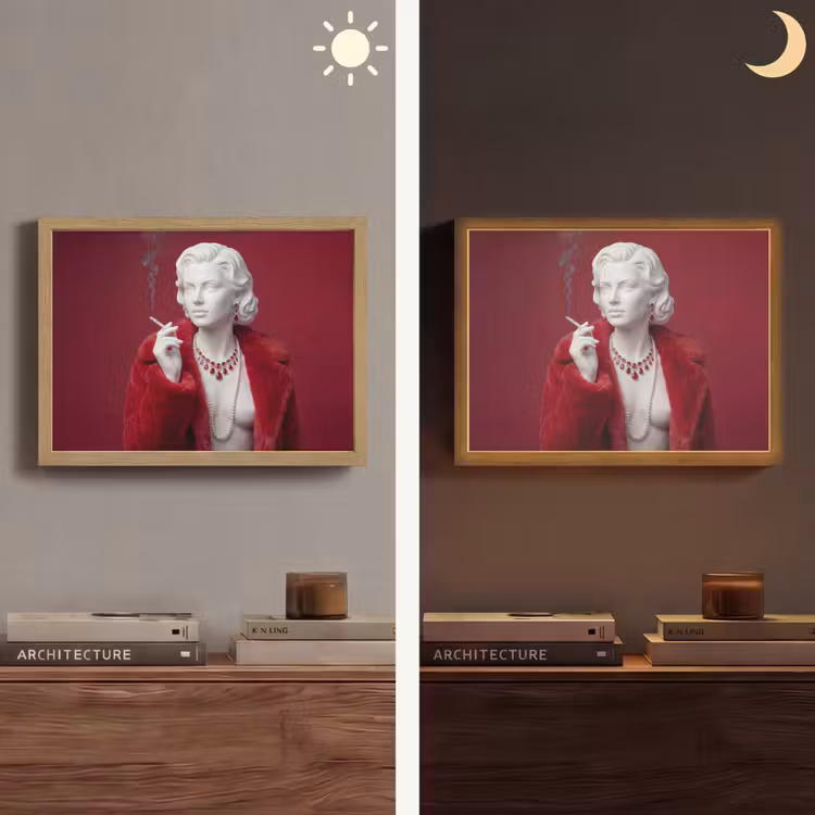 Vrouw - Bontjas - Mode - Klassiek - Rood Light Box met batterij (Wandlamp) middel -sfeer3