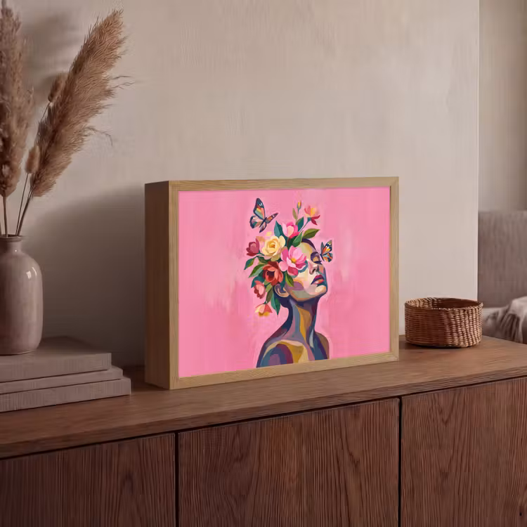Vrouwengezicht - Vlinders - Kleurrijk Light Box met batterij (Wandlamp) middel -sfeer2