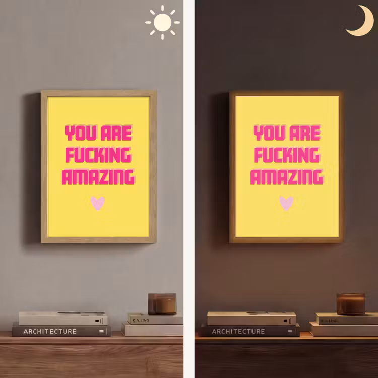 Geel - Valentijn - Tekst Light Box met batterij (Wandlamp) middel -sfeer3