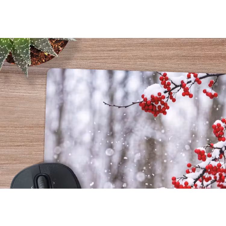 Bessen - Takken - Sneeuw - Winter - Kleurrijk muismat rubber klein -closeup