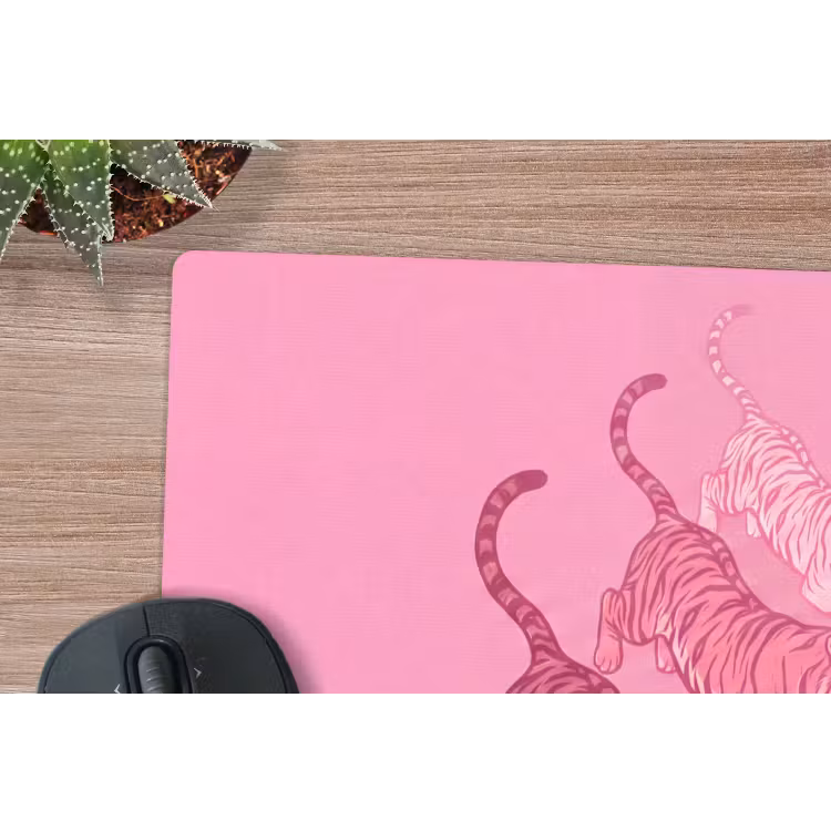 Kat - Springend - Dieren - Roze - Modern muismat rubber klein -closeup