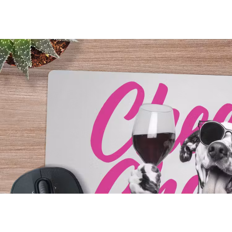 Cheers - Hond - Roze - Wijn muismat rubber klein -closeup