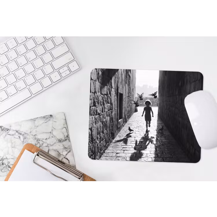Kind - Vogel - Straat - Zwart-wit - Spelen muismat rubber klein -witbureau