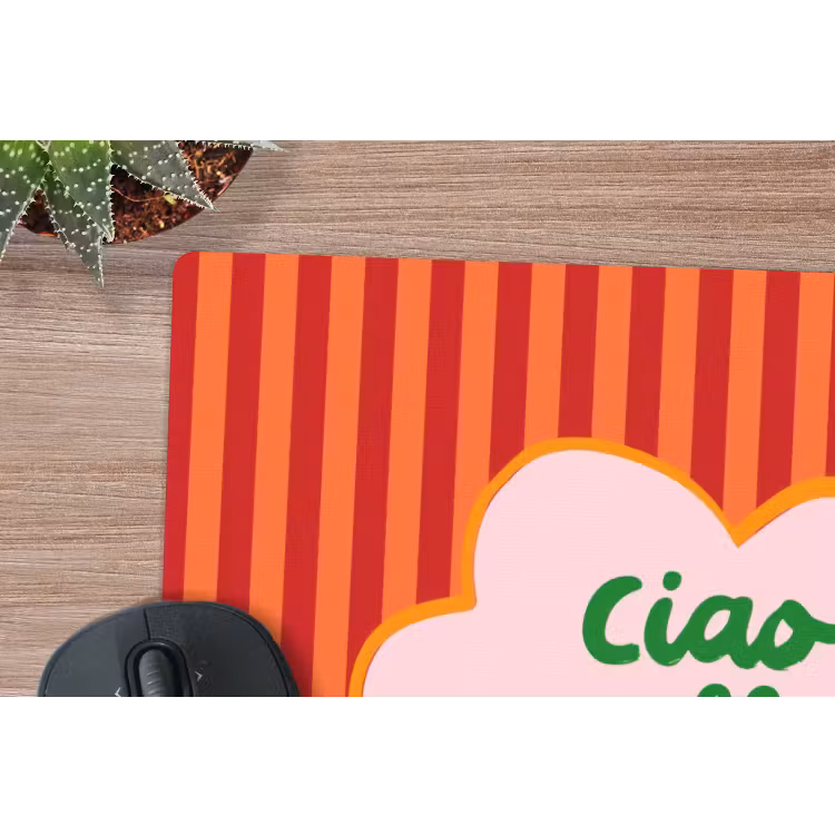 Ciao bella - Tekstwolk - Strepen - Oranje muismat rubber klein -closeup