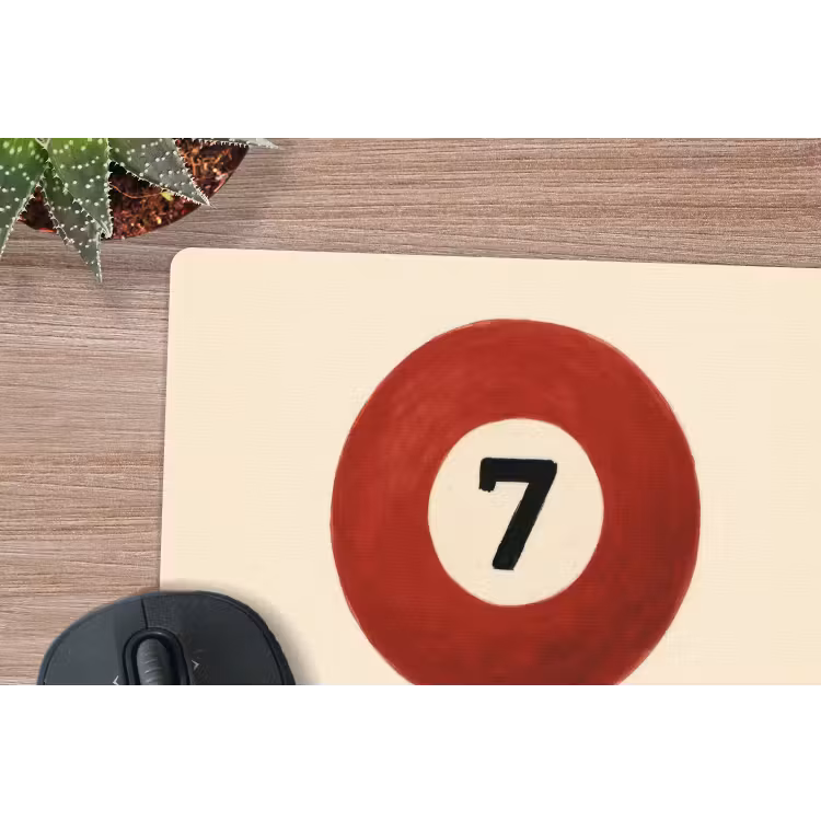 Cirkel - Zeven - Lucky - Rood muismat rubber klein -closeup