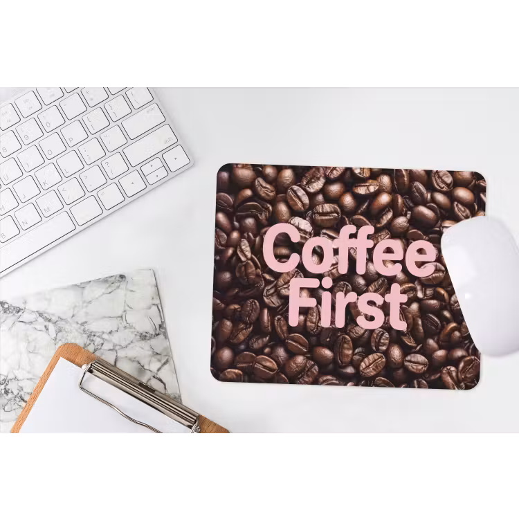 Coffee First - Koffiebonen - Roze muismat rubber klein -witbureau