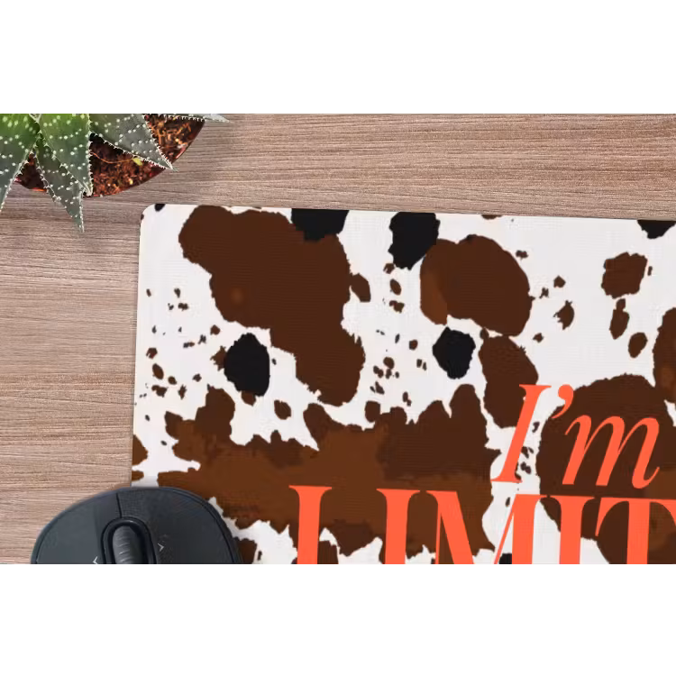 Koeienprint - Limited edition - Rood muismat rubber klein -closeup