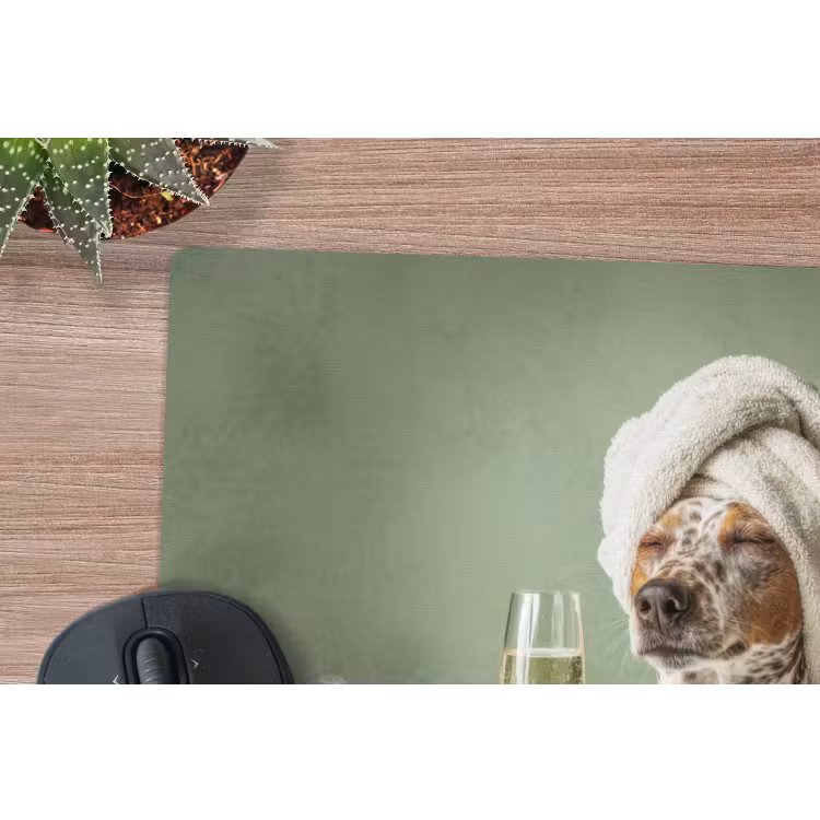 Hond - Bad - Champagne - Handdoek muismat rubber klein -closeup