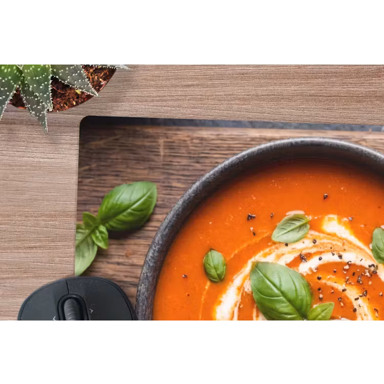 Eten - Soep - Basilicum - Rustiek - Rood muismat rubber klein -closeup