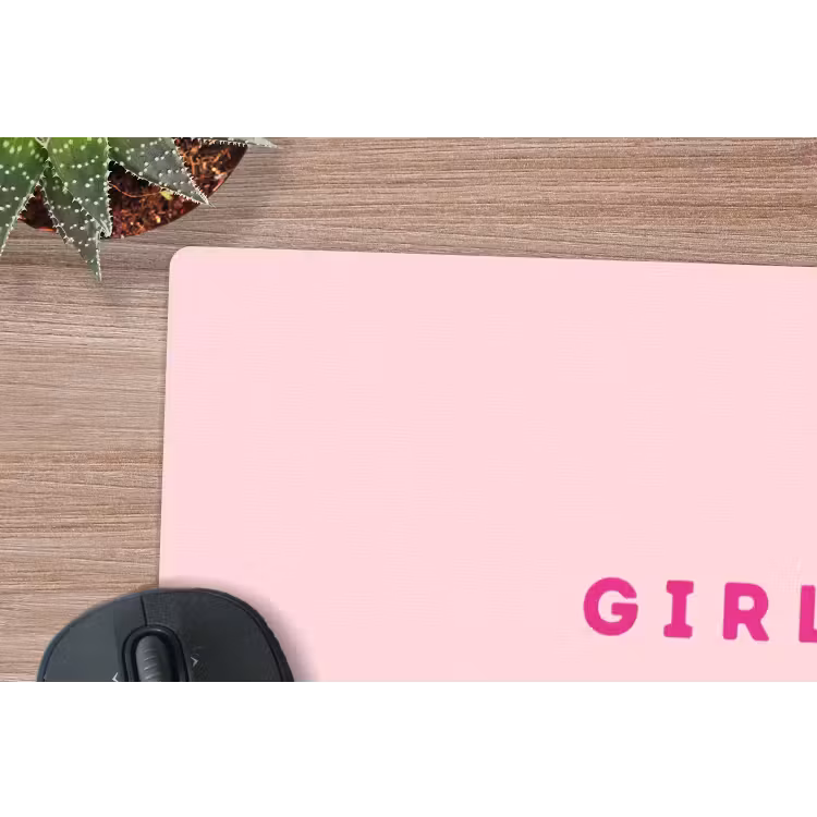 Girl power - Roze - Hartje muismat rubber klein -closeup