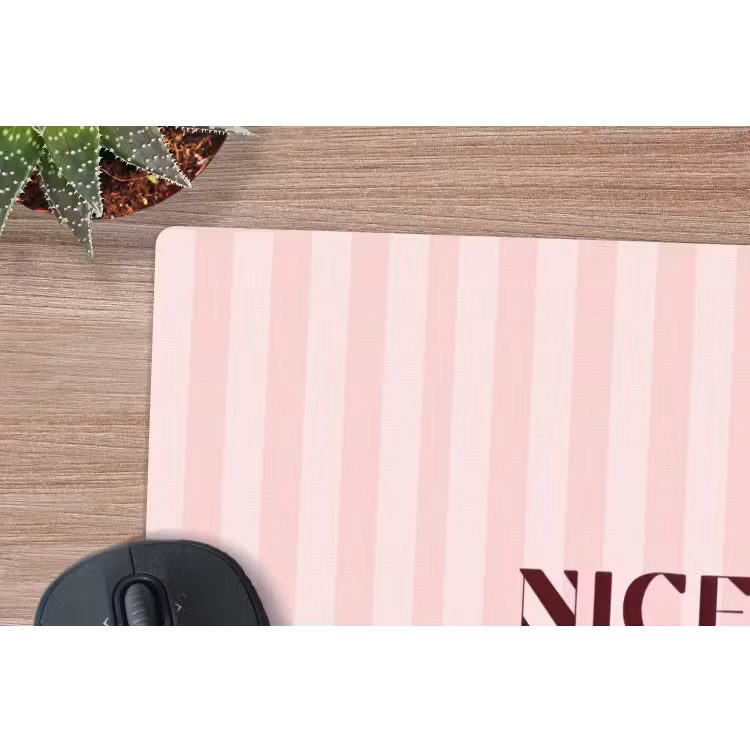 Nice - Strepen - Roze muismat rubber klein -closeup
