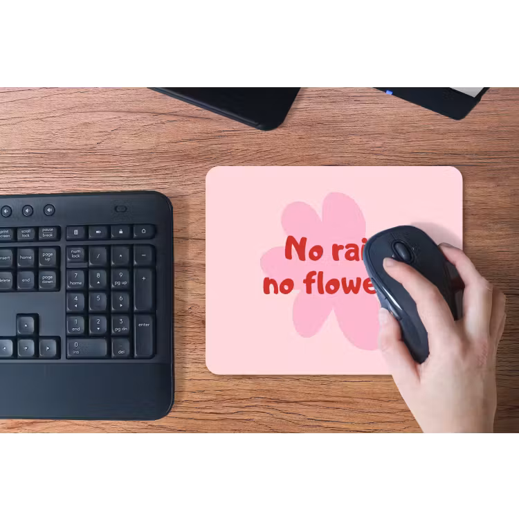 No rain no flowers - Bloem - Roze muismat rubber klein -toetsenbord