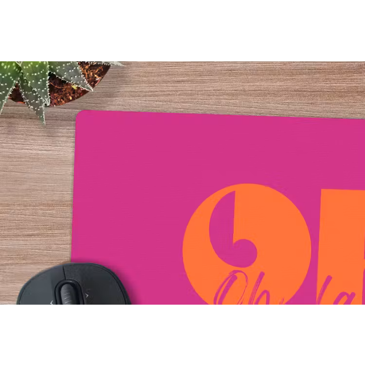 Oh la la - Roze - Oranje - Gestapelde letters muismat rubber klein -closeup