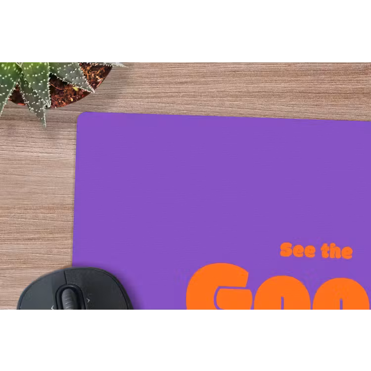See the good - Oranje - Paars - Smiley muismat rubber klein -closeup