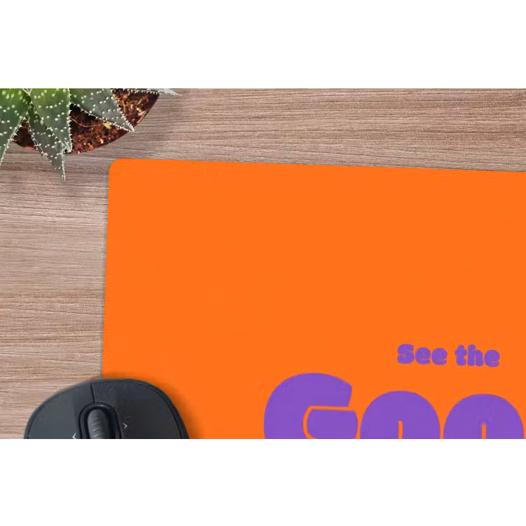 See the good - Paars - Oranje - Smiley muismat rubber klein -closeup