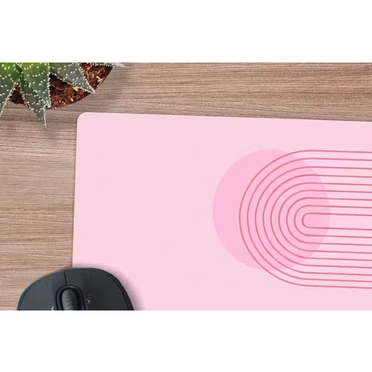 Vormen - Lijnen - Minimalistisch - Roze muismat rubber klein -closeup