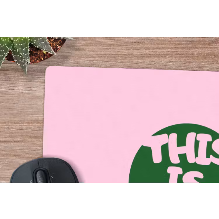 This is art - Tekst - Cirkel - Groen muismat rubber klein -closeup
