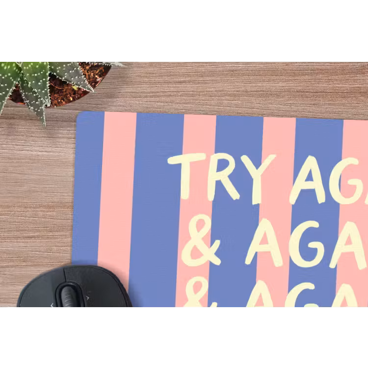 Try again - Strepen - Roze - Verticaal - Blauw muismat rubber klein -closeup