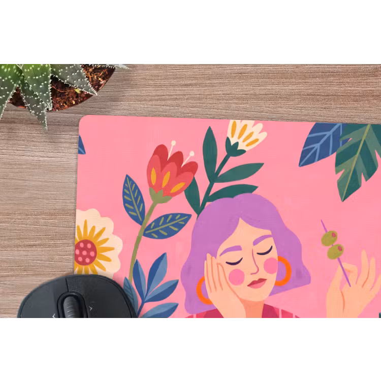 Vrouw - Cocktail - Bloemen - Modern - Roze muismat rubber klein -closeup