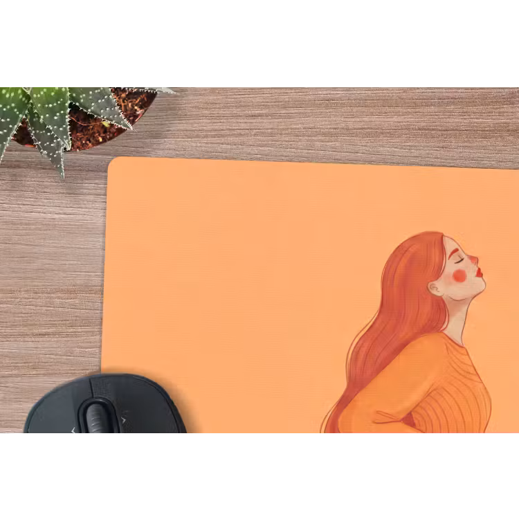 Vrouw - Profiel - Mensen - Modern - Oranje muismat rubber klein -closeup