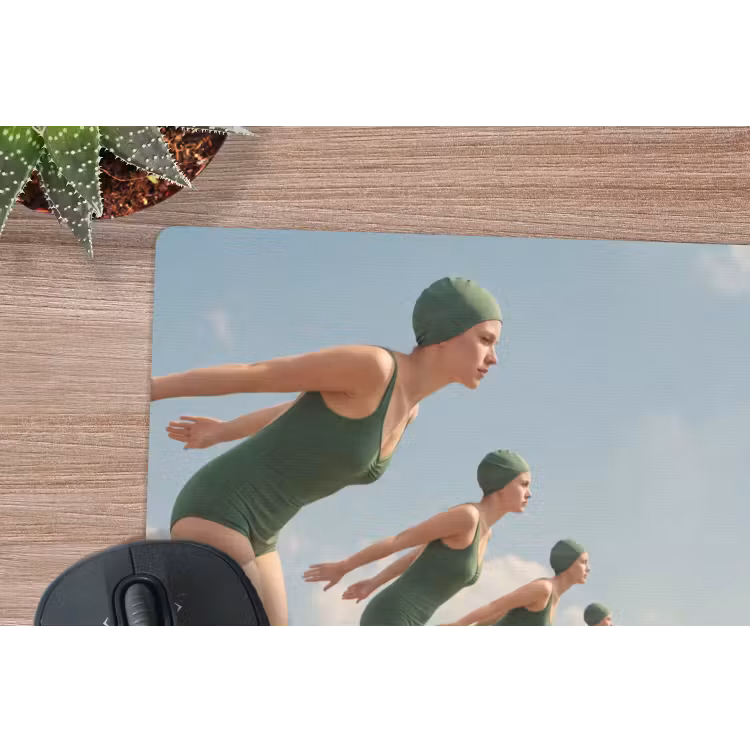 Mouse Pad - Women - Diving Pose - Clouds - Vrouwen - Duikhouding - Wolken muismat rubber klein