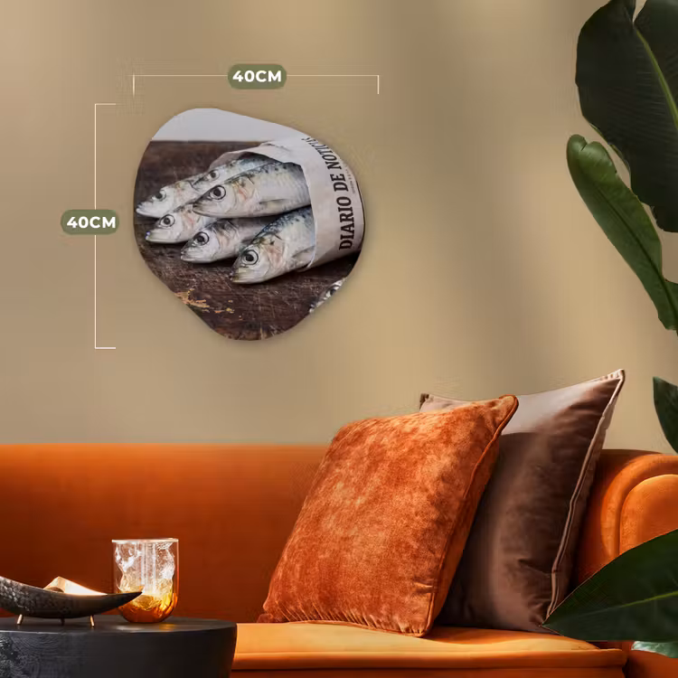 Organic - Forex - Little Sardine - newspaper - cutting board - Sardientje - krant - snijplank Wandcirkel Organisch Forex 3mm klein