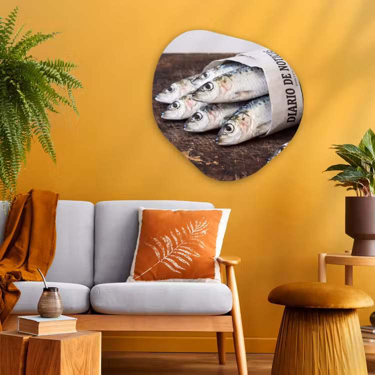 Organic - Glass - Little Sardine - newspaper - cutting board - Sardientje - krant - snijplank Wandcirkel Organisch Plexiglas middel