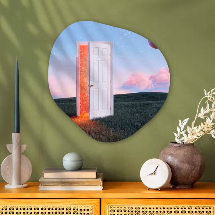 Organic painting - Aluminum -. Door - Fantasy - Space - Deur - Fantasie - Ruimte Wandcirkel Organisch Aluminium middel