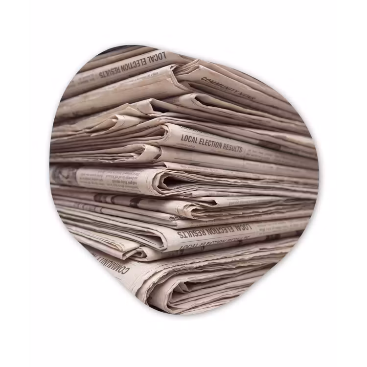 Kranten - Stapel - Nieuws - Vintage - Beige Wandcirkel Organisch Aluminium middel -3d