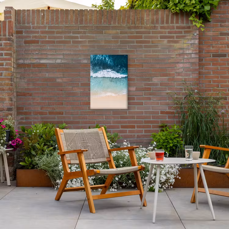 Strand - Zee - Golven - Natuur - Blauw Tuinposter op houten frame 2 cm dik klein -sfeer3
