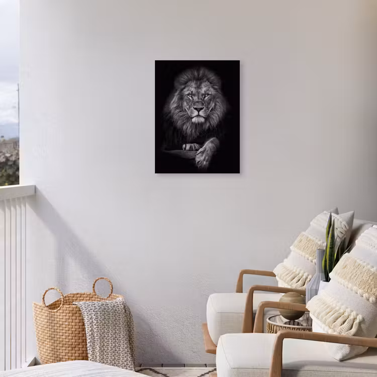 Zwart-wit portret van een leeuw Tuinposter op houten frame 2 cm dik klein -sfeer1