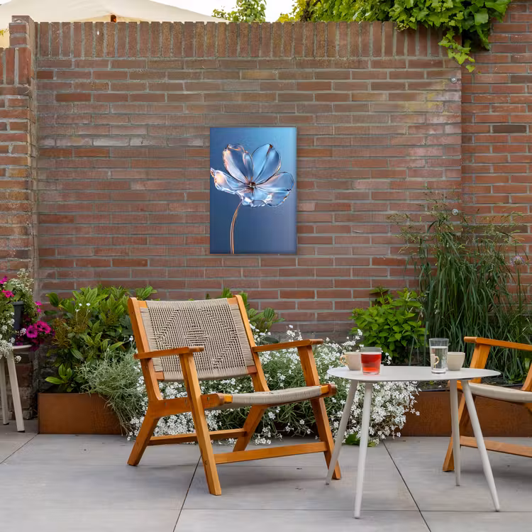 Blauw - Bloem - Glazen - Sierlijk Tuinposter op houten frame 2 cm dik klein -sfeer3