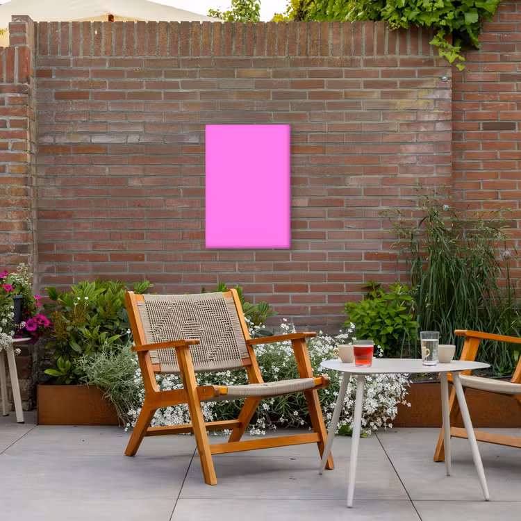 Bright - Orchid - Roze Tuinposter op houten frame 2 cm dik klein 841 -sfeer3