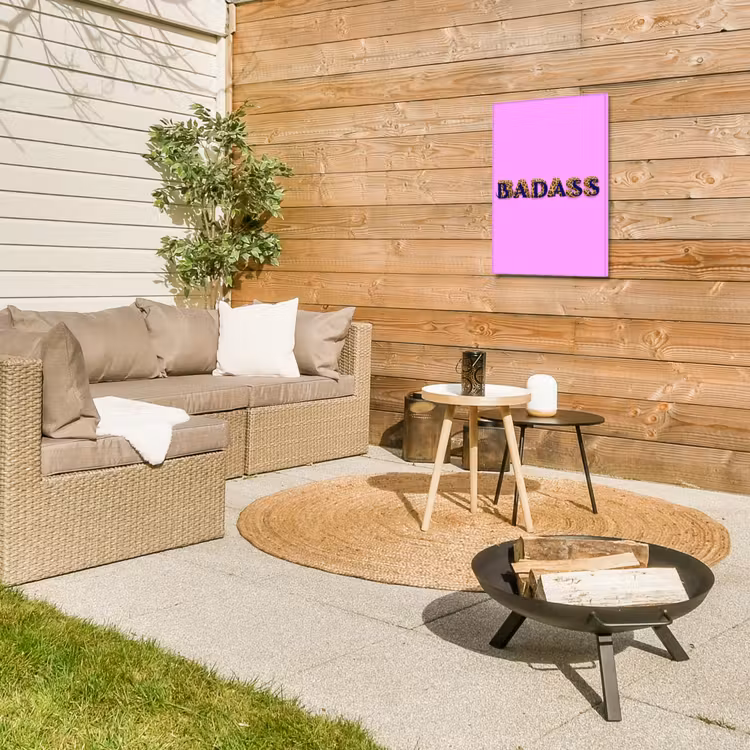 Felroze - Badass - Panterprint - Schaduw Tuinposter op houten frame 2 cm dik klein -sfeer2